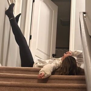 Meet your Posher, Hallie